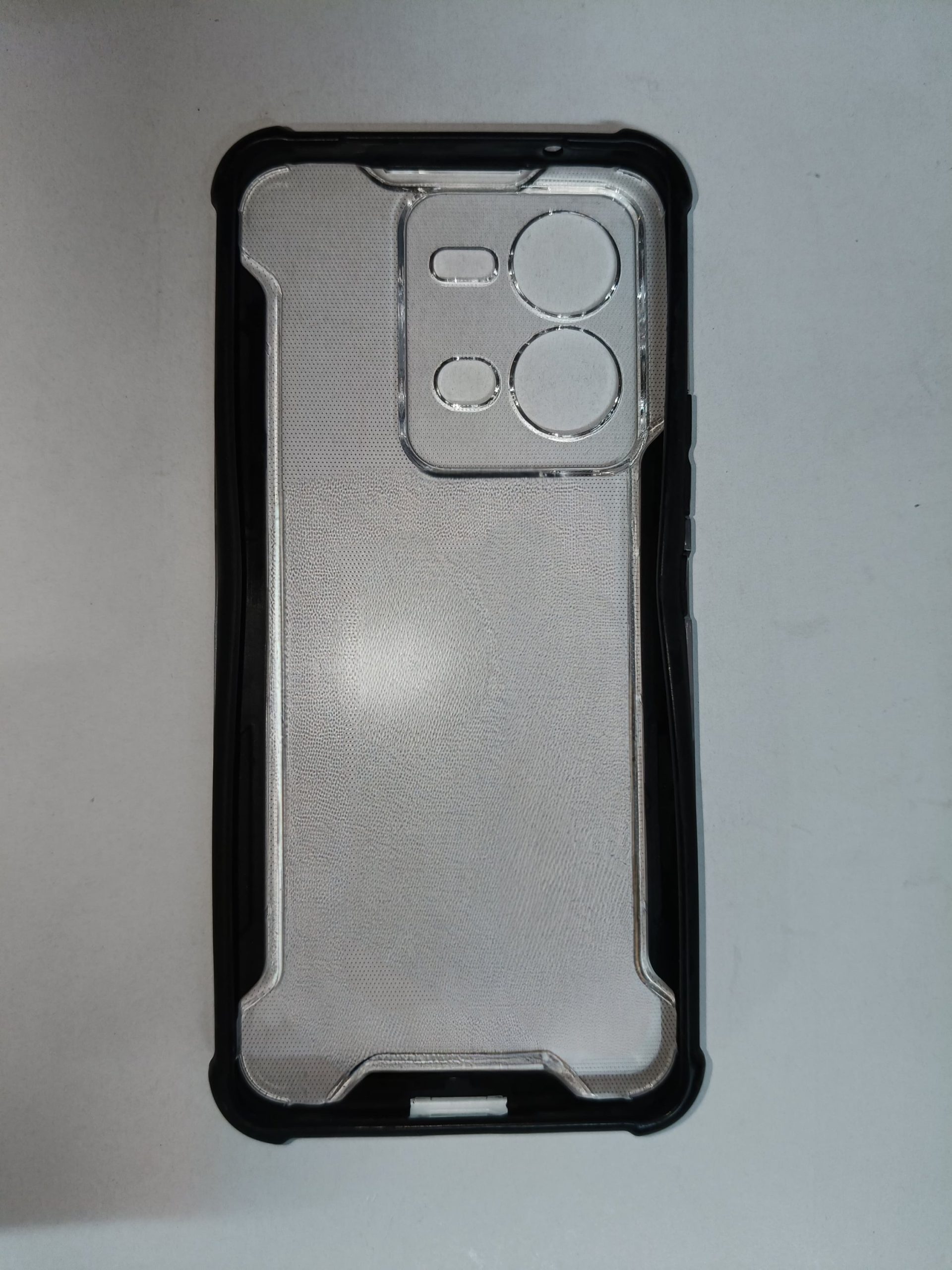 VIVO V25 BACKCASE (TRANSPARENT) - Image 3